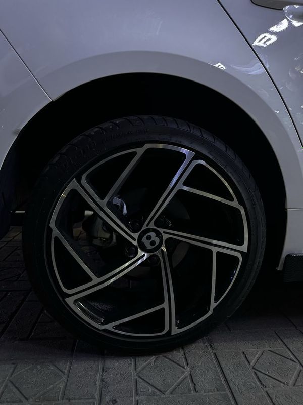 Bentley diska balon R18 Bentley diska balon R18