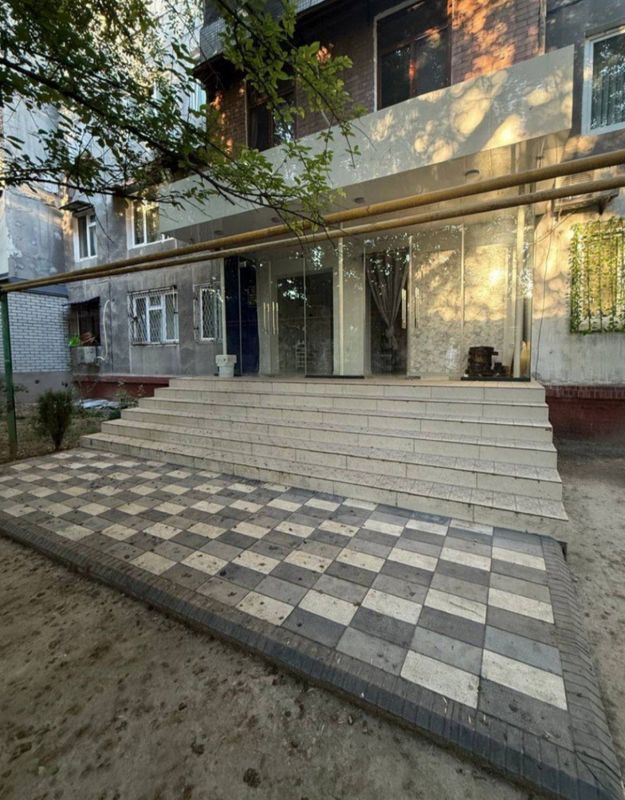 Chilonzor 46 m2 ofes ijaraga beriladi Chilonzor 46 m2 ofes ijaraga beriladi