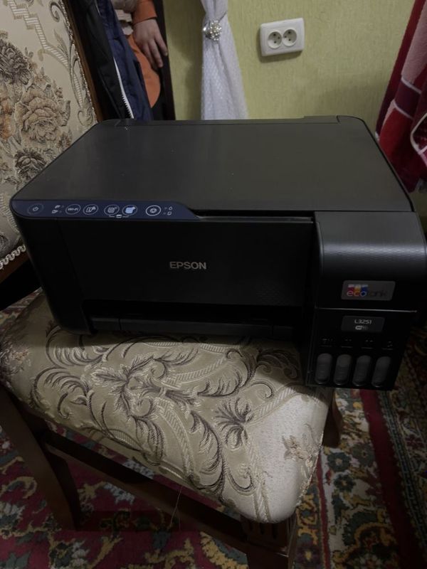 EPSON pprinter kop ishlamagan pul kere bovotdi shunga sotvomman