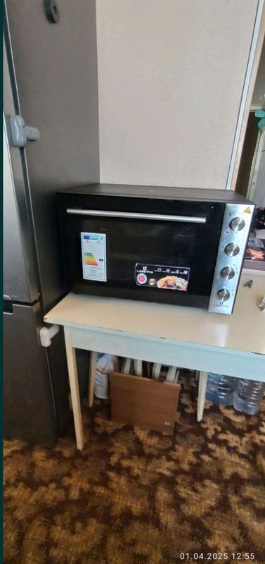 Мини печь Loretto Lux 7001in. Мини печь Loretto Lux 7001in.