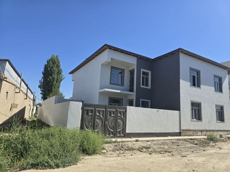 Romitan tumanida kottej sotiladi Romitan tumanida kottej sotiladi