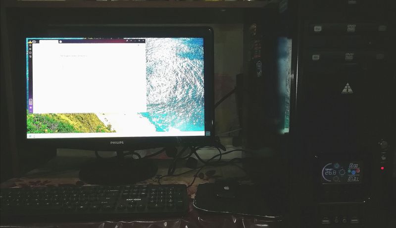 Срочно продаётся настольный компьютер
