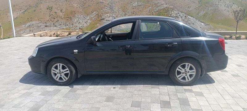 Lacetti 1.8 Srochno sotaman Lacetti 1.8 Srochno sotaman