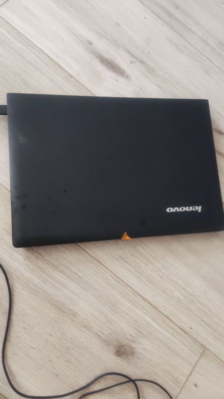 ноутбук lenovo продам