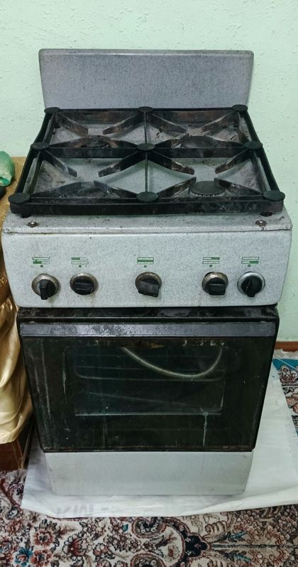 Продам газовую плиту и газовую колонку