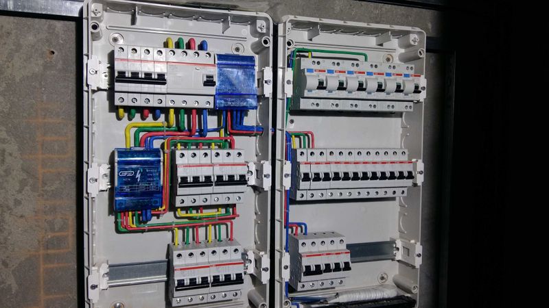 Электрик 220/380 по Ташкенту 24/7 Электрик 220/380 по Ташкенту 24/7