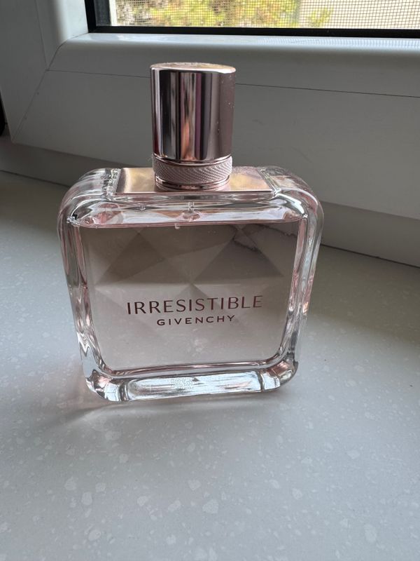 Парфюм Givenchy «Irresistible» оригинал Парфюм Givenchy «Irresistible» оригинал