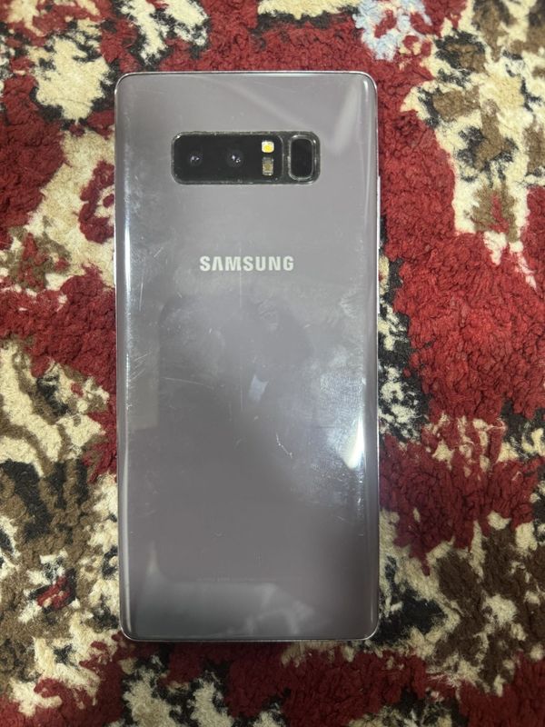 samsung note 8 ekranda dog bor samsung note 8 ekranda dog bor