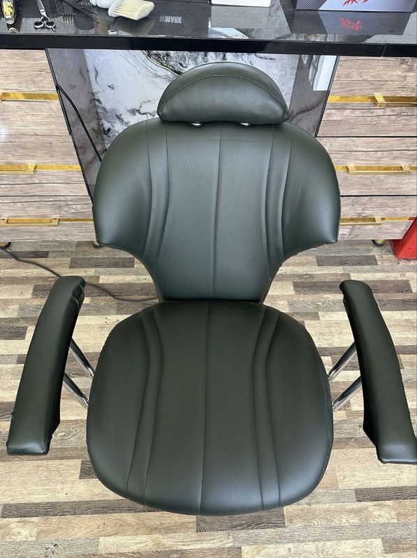 Kreslo salon uchun Kreslo salon uchun