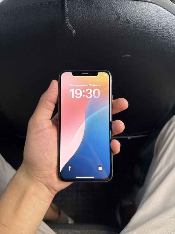 Iphone xs 64 tali Iphone xs 64 tali