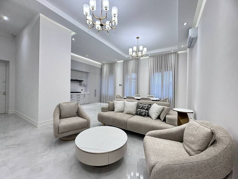 Продается 4х ком квартира, ЖК Лондон, ор-р: стадион Старт, 130 м² Продается 4х ком квартира, ЖК Лондон, ор-р: стадион Старт, 130 м²
