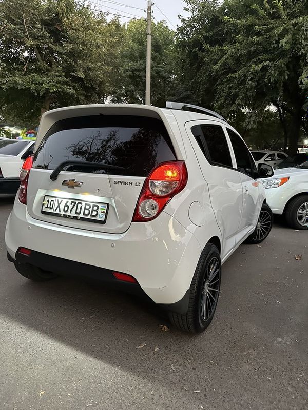 Spark 2019 avtomat 72000 km