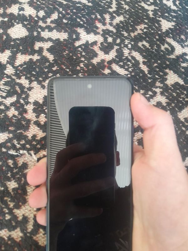 Infinix hot 40i aybi yoq Infinix hot 40i aybi yoq