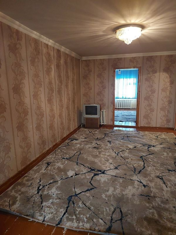 Ижарага квартира Миробод Рисви 11 роддом олдида 1*2/5/5 оилага 250$ Ижарага квартира Миробод Рисви 11 роддом олдида 1*2/5/5 оилага 250$