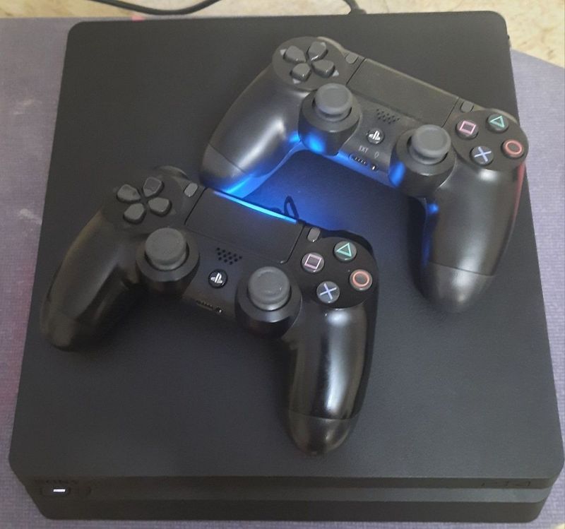 Ps4 SOTILADI. Продаётся Ps4 Ps4 SOTILADI. Продаётся Ps4
