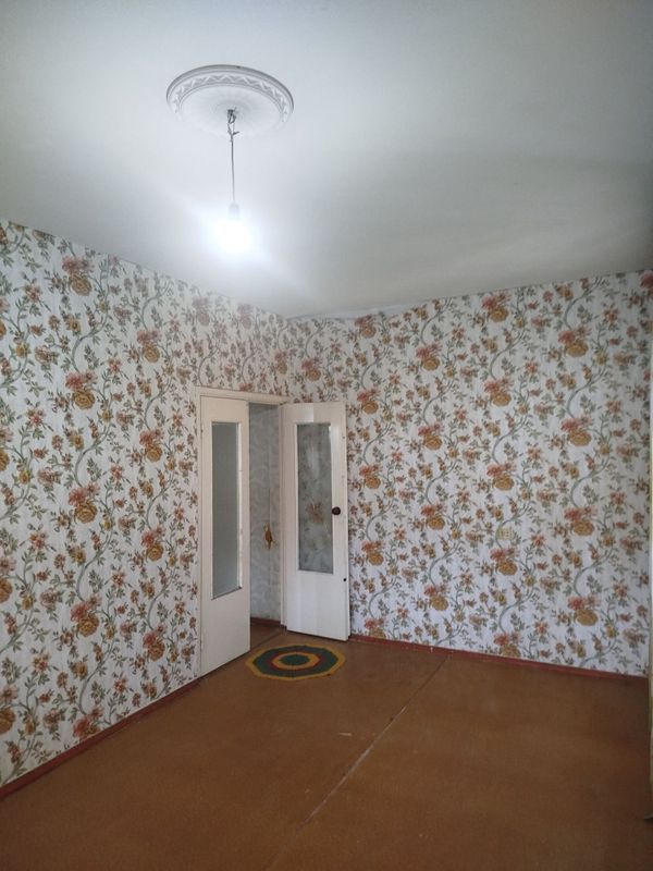 Sergeli 4 da 2 xonali Oilaga beriladi Srochna Sergeli 4 da 2 xonali Oilaga beriladi Srochna
