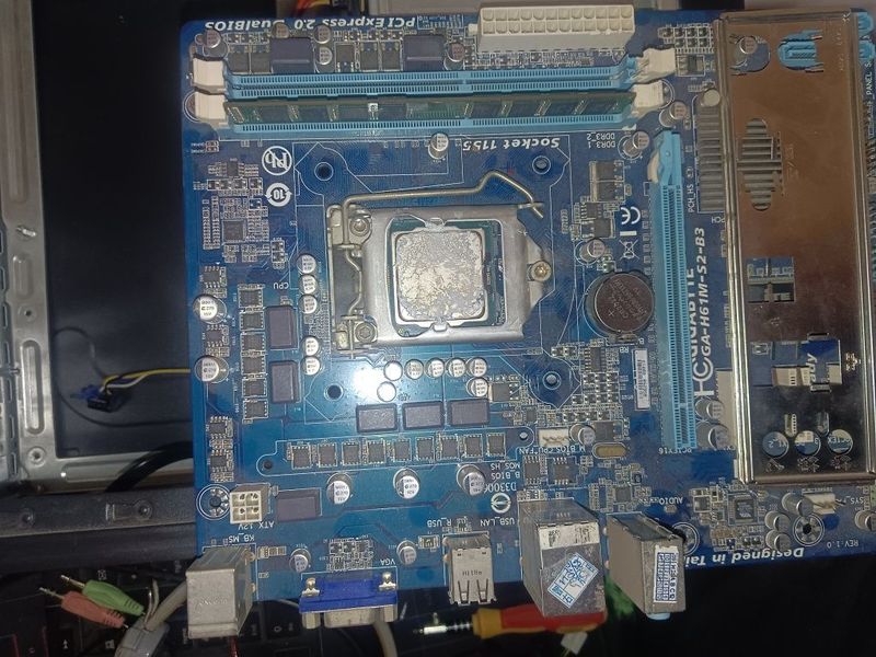Xeon e3 1230v2 h61 8gb Xeon e3 1230v2 h61 8gb