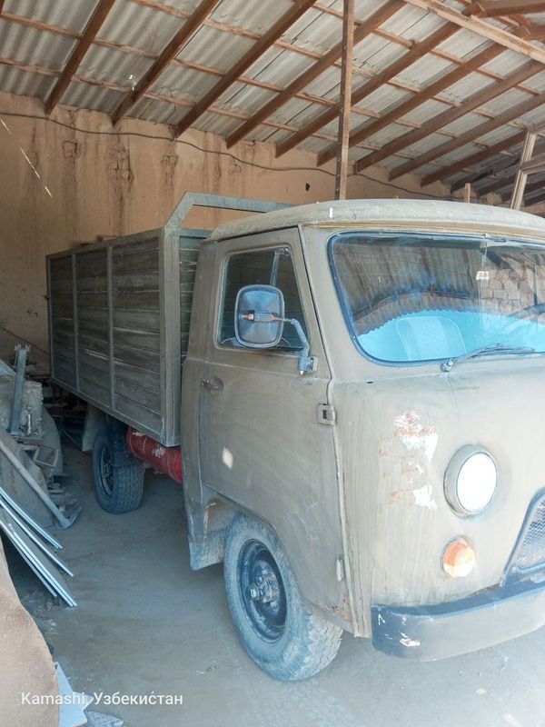 Uaz sotiladi arzon narxda Uaz sotiladi arzon narxda