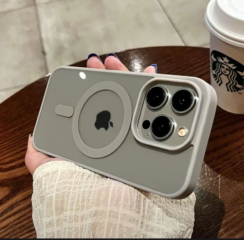 Прозрачный чехол MagSafe — стиль и защита в одном