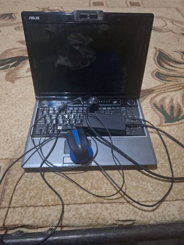 Noutbuk nomi asus 50 baterakisi yuq kabelini bor Noutbuk nomi asus 50 baterakisi yuq kabelini bor