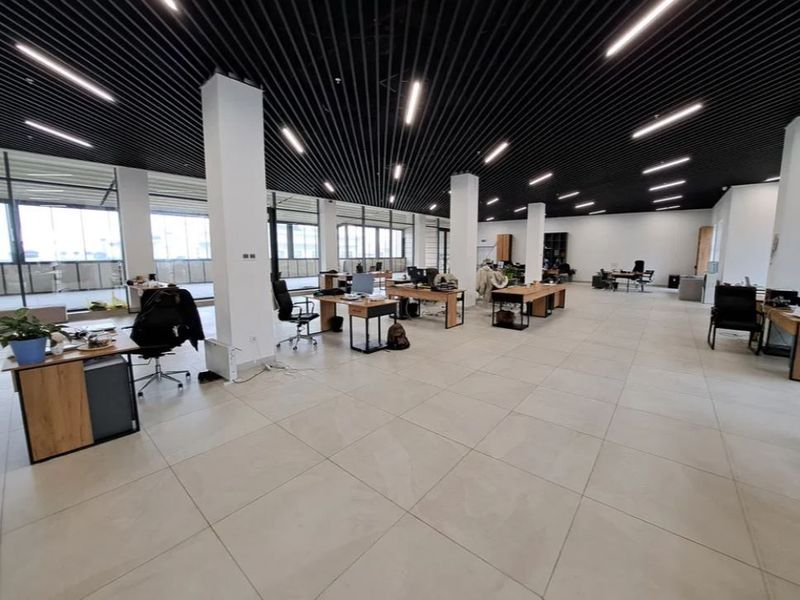 Аренда офиса на метро Пушкинская. Мустакиллик. 320 м²