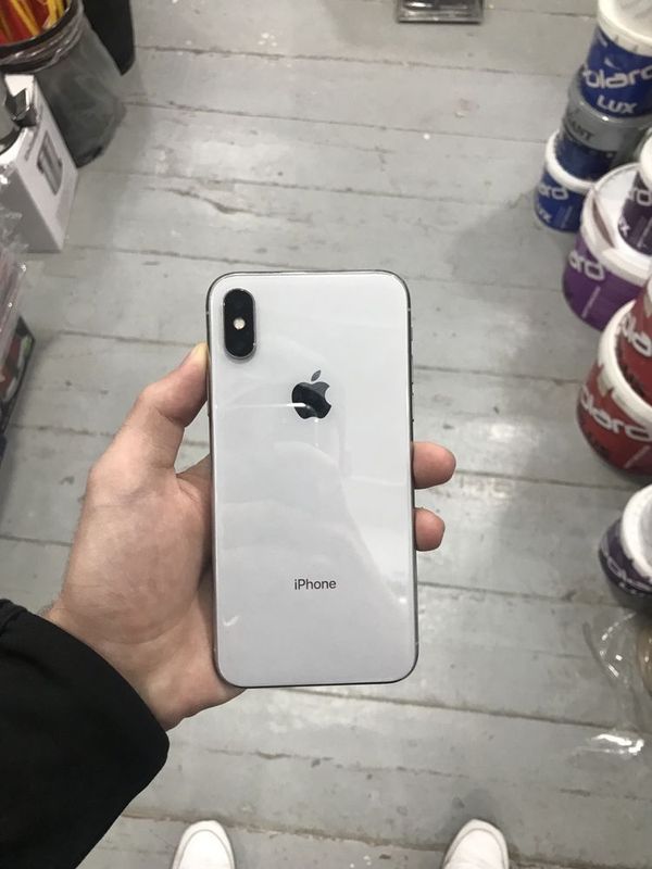 Iphone X xolati yaxshi