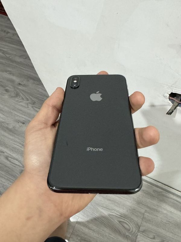 Iphone xs max sotiladi