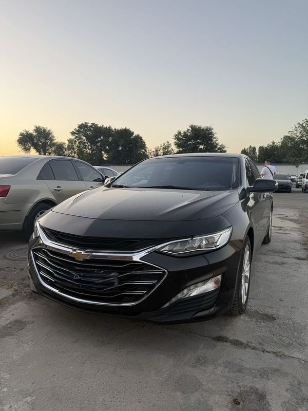 Chevrolet Malibu 2021 yil ideal xolata 2.0 turbo Chevrolet Malibu 2021 yil ideal xolata 2.0 turbo