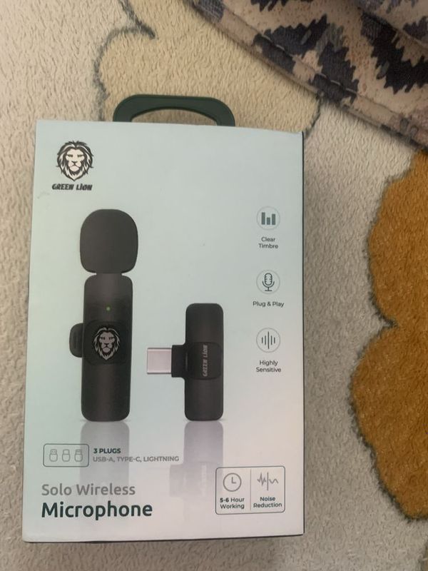 Green lion microphone Green lion microphone