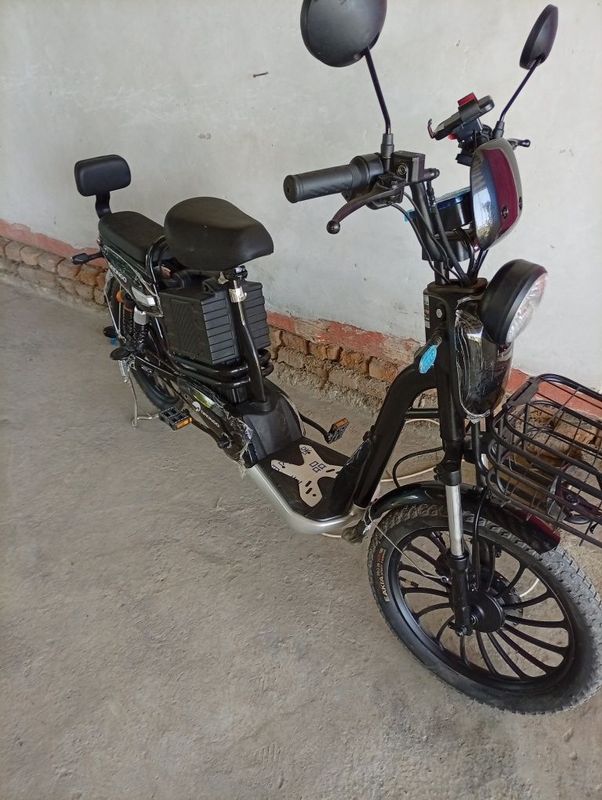 Sukuter velosped 45 km tezlik yangi Sukuter velosped 45 km tezlik yangi