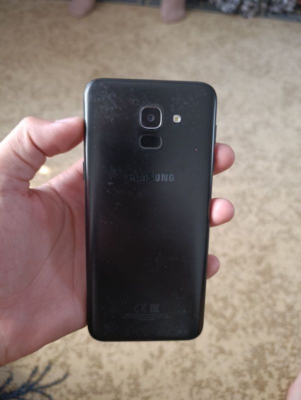 Samsung Galaxy J6 2 ta sim karta li Samsung Galaxy J6 2 ta sim karta li