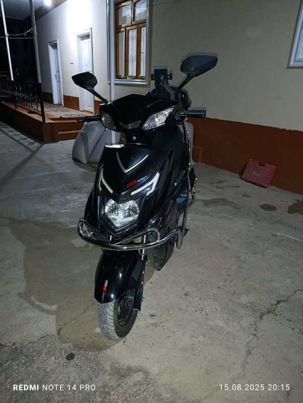 Elektroskuter sotiladi Elektroskuter sotiladi