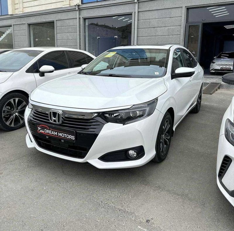 HONDA CRIDER 1 pozitsiya arenda s vikup halol nasiya