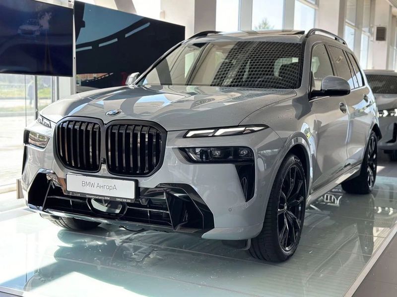 Продам новую BMW X7 I40. 2024 full Продам новую BMW X7 I40. 2024 full