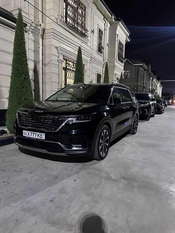 Kia Carnival 2023,24