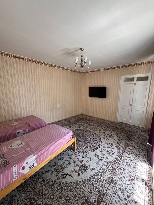 Arenda oylaga chorsu 450$ bez makler Arenda oylaga chorsu 450$ bez makler