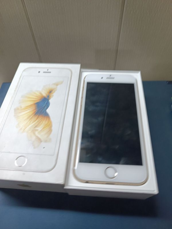 Продам iPhone 6s 32 Гб