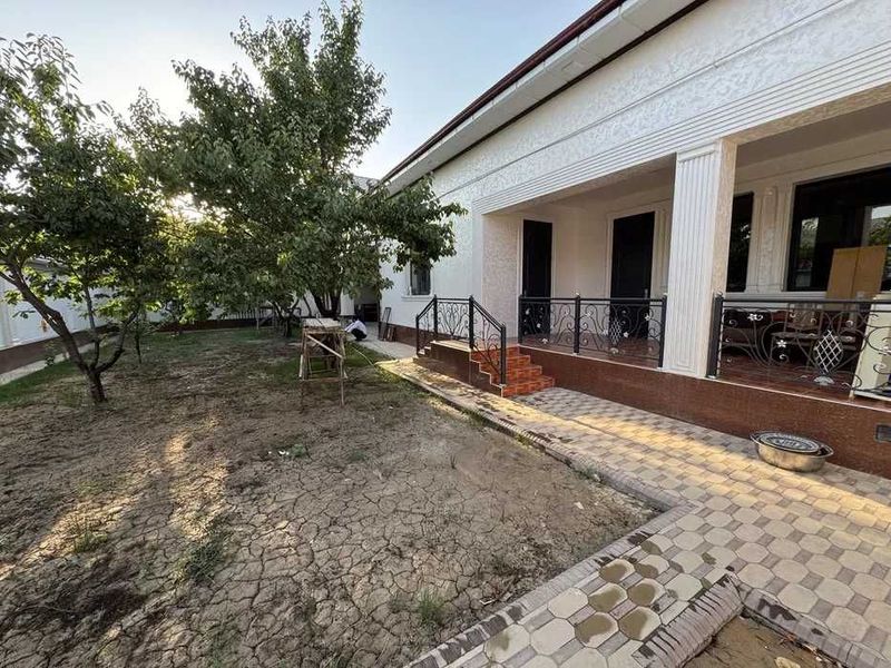 Дом Алишеробод 6 соток