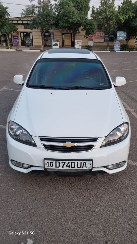 Продаётся автомобиль Gentra 1.5 Продаётся автомобиль Gentra 1.5