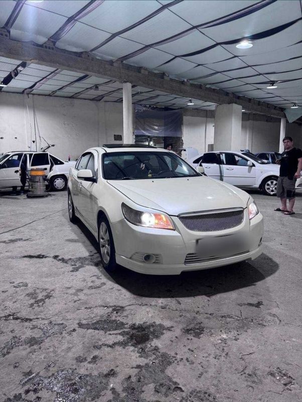 Продаестя Chevrolet Epica Продаестя Chevrolet Epica