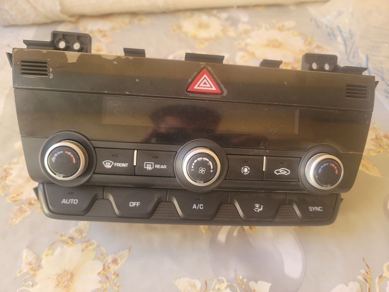 Climate control Hyundai Elantra Climate control Hyundai Elantra