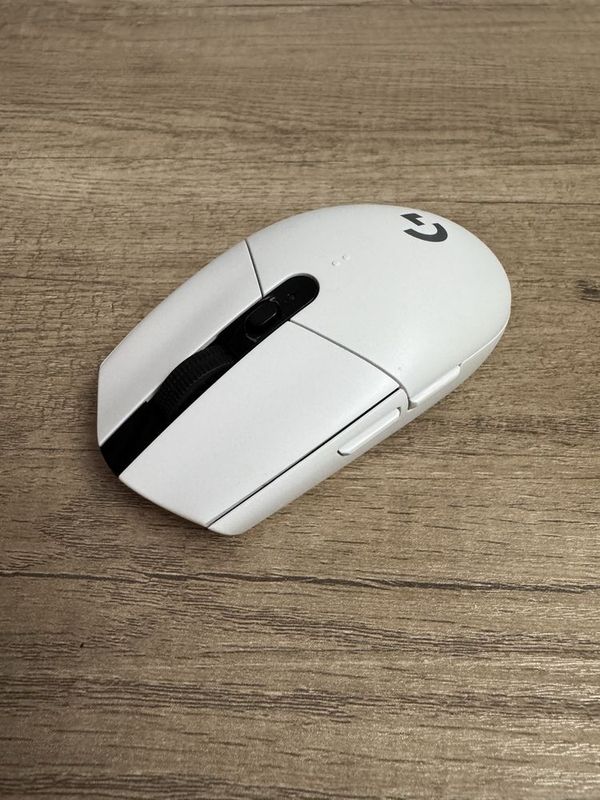 Мышка Logitech G304 Мышка Logitech G304