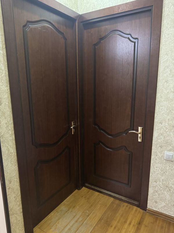 Межкомнатные двери в отличном состоянии Межкомнатные двери в отличном состоянии