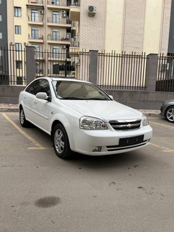 Lacetti 1.6 2013