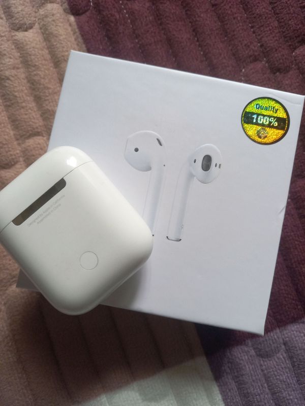 AirPods Wireless charging case AirPods Wireless charging case