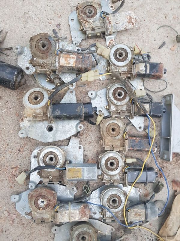 Motor-oyna,eshik,tushurib,kõtargich12volt,damas,tico,daewoo