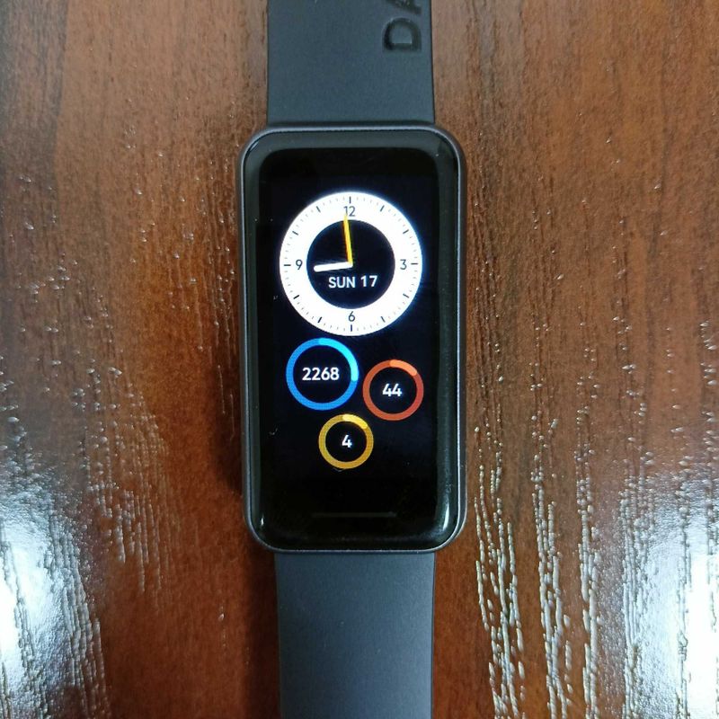 Умный браслет realme band 2