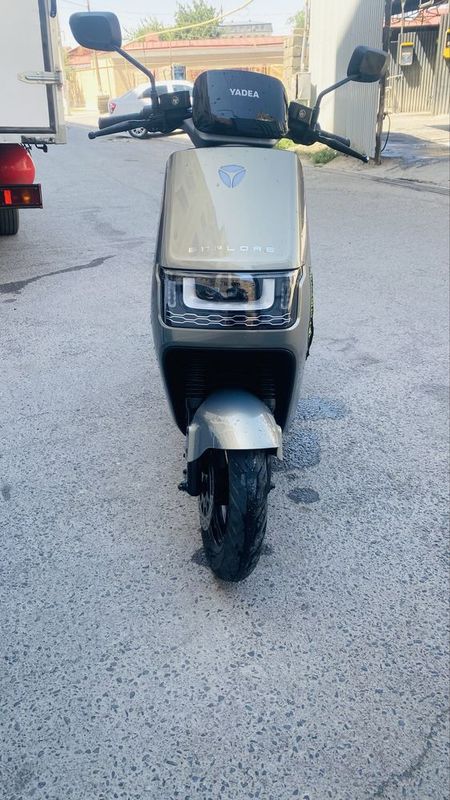 Yadeya Epok H skuteri Obmen bor faqat tigr skuter x maxga oladigan tel Yadeya Epok H skuteri Obmen bor faqat tigr skuter x maxga oladigan tel