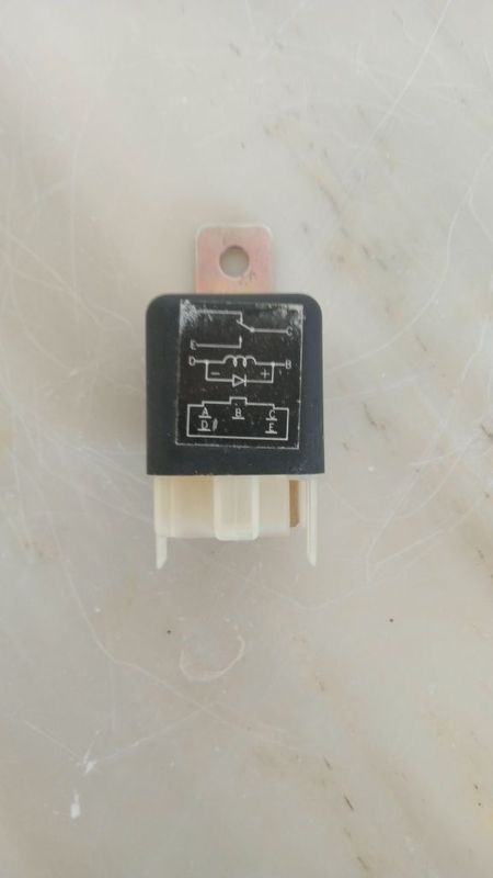 Elektr reley sotiladi Elektr reley sotiladi