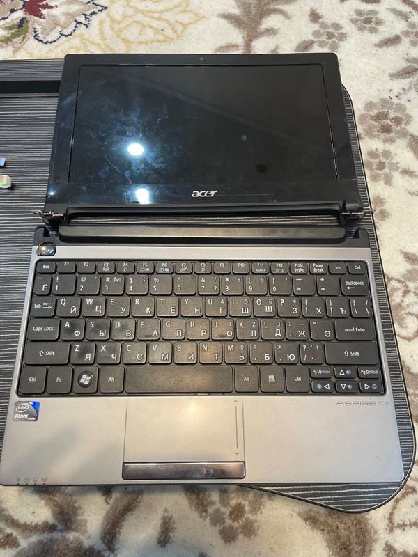 Netbook Aspire one D260-2Css 1Gb Ram 10.1”